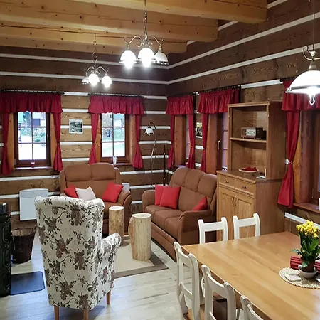 Villa In Acle By Family Park